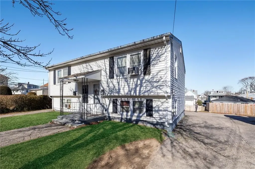 237 239 Sterling Avenue Providence RI 02909