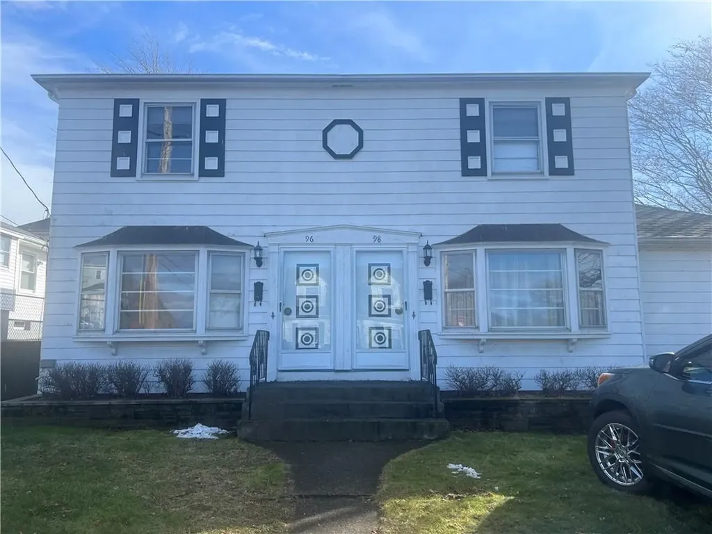 96 Shawmut Avenue Central Falls RI 02863
