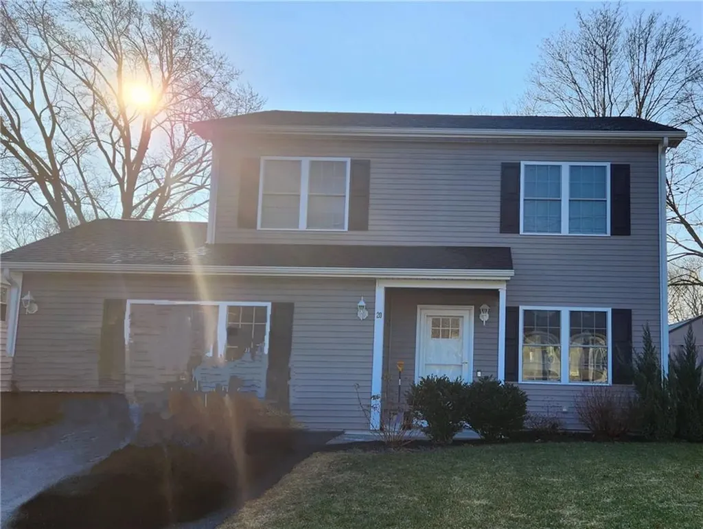 20 Noyes Street Warwick RI 02886
