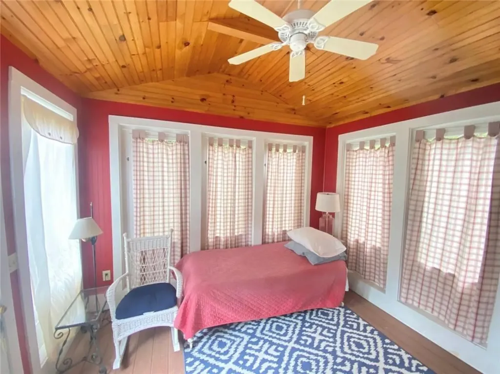 14 Pierce Avenue Jamestown RI 02835