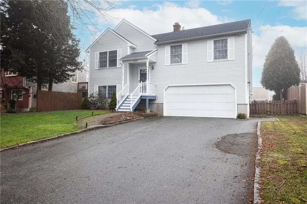 130 King Phillip Street Portsmouth RI 02871