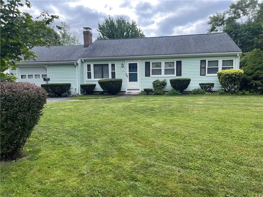 12 Sherwood Lane Barrington RI 02806