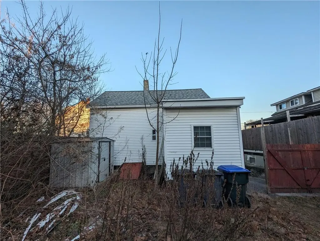 25 Rugby Street Providence RI 02905