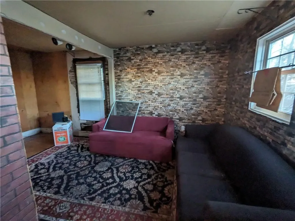 25 Rugby Street Providence RI 02905