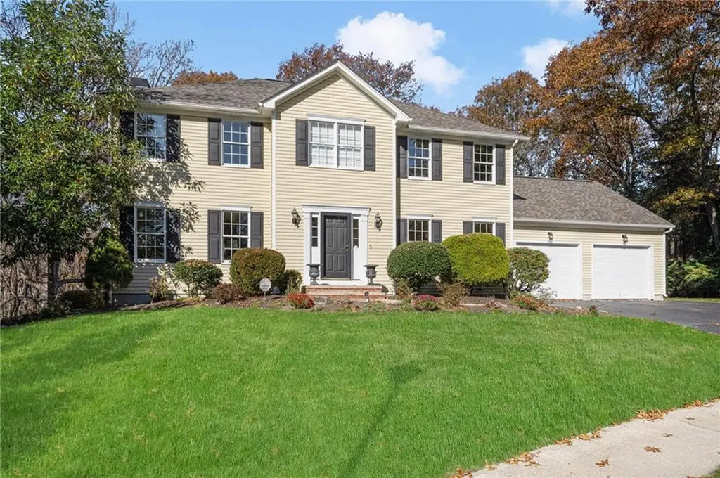 1 Lisa Marie Circle Warwick RI 02886