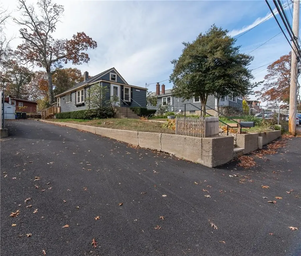 310 Tiogue Avenue Coventry RI 02816