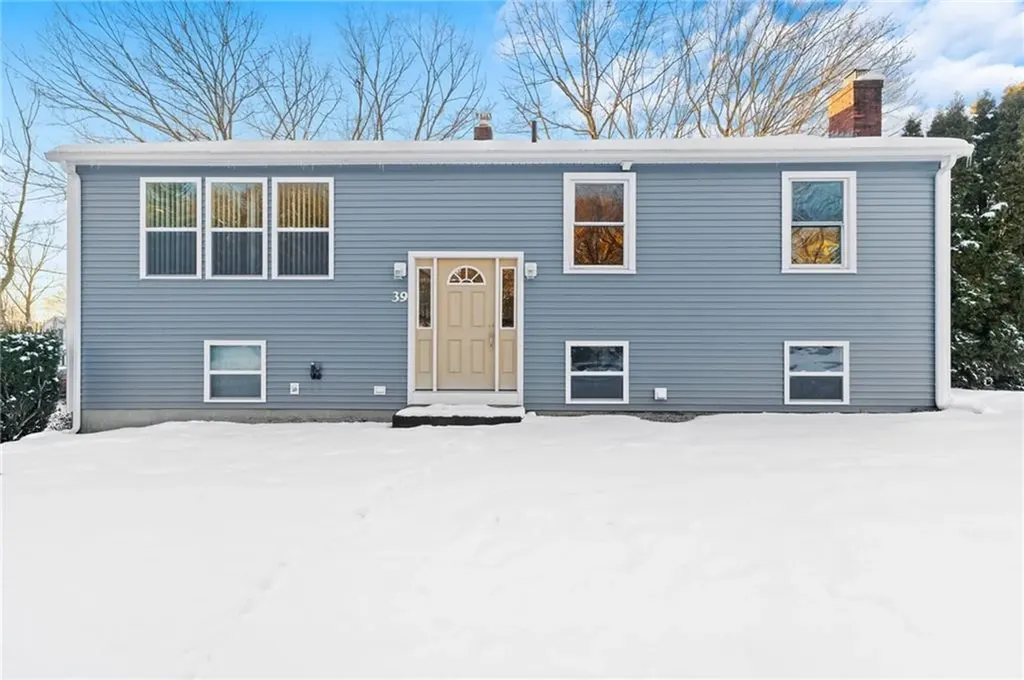 39 Campbell Street West Warwick RI 02893