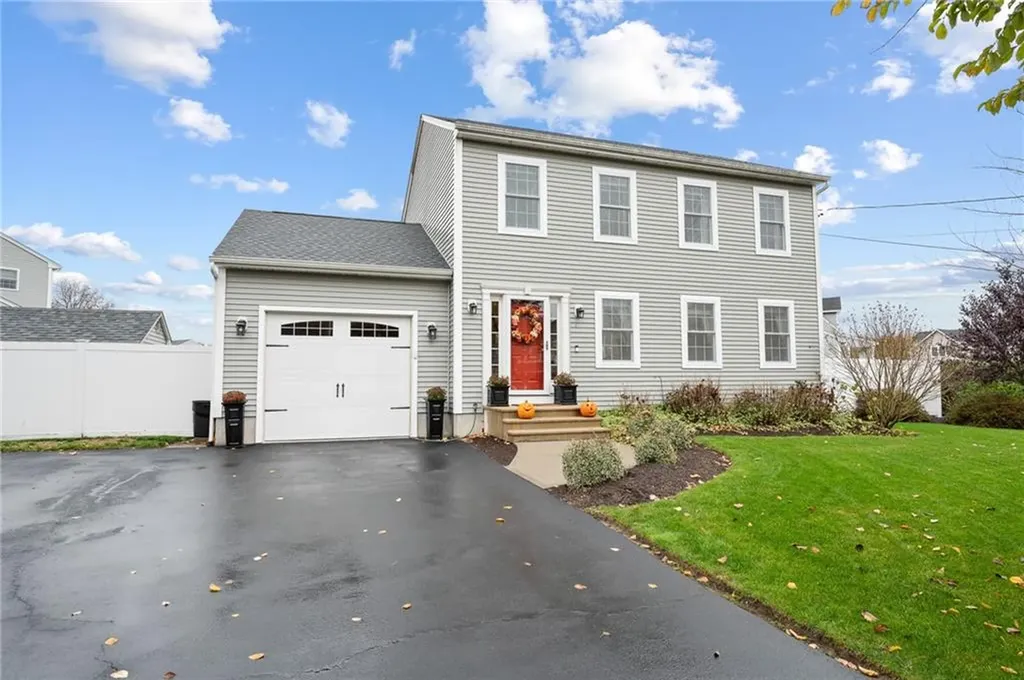 47 Fieldstone Way Westerly RI 02891
