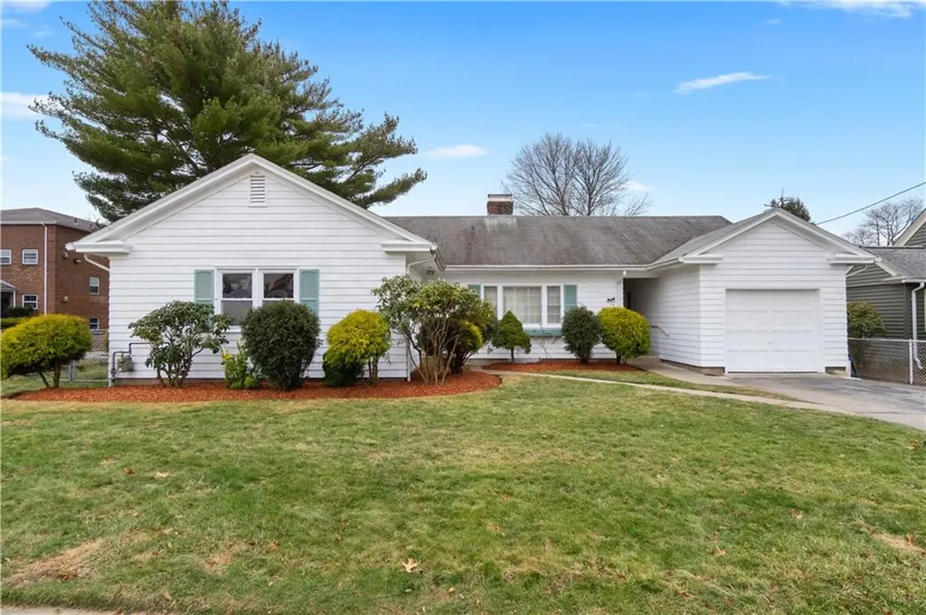 16 Myrtle Avenue Cranston RI 02910