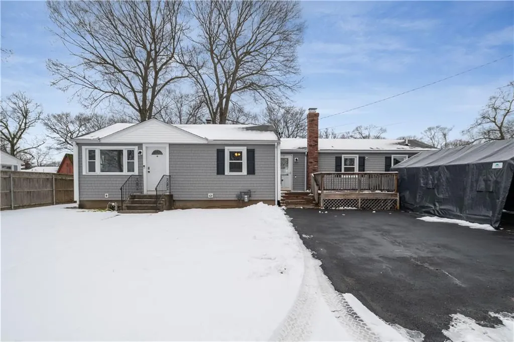 147 Pinegrove Avenue Warwick RI 02889