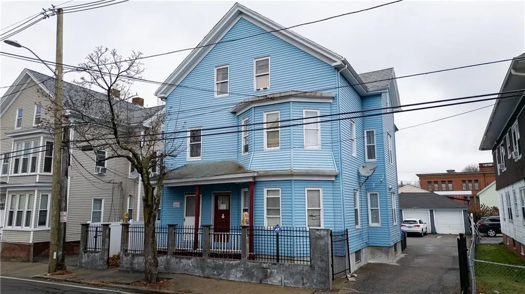 182 184 Laurel Hill Avenue Providence RI 02909