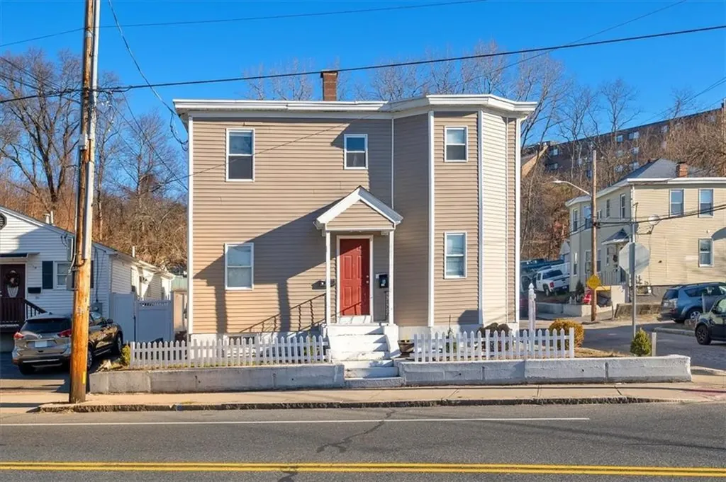661 Manton Avenue Providence RI 02909
