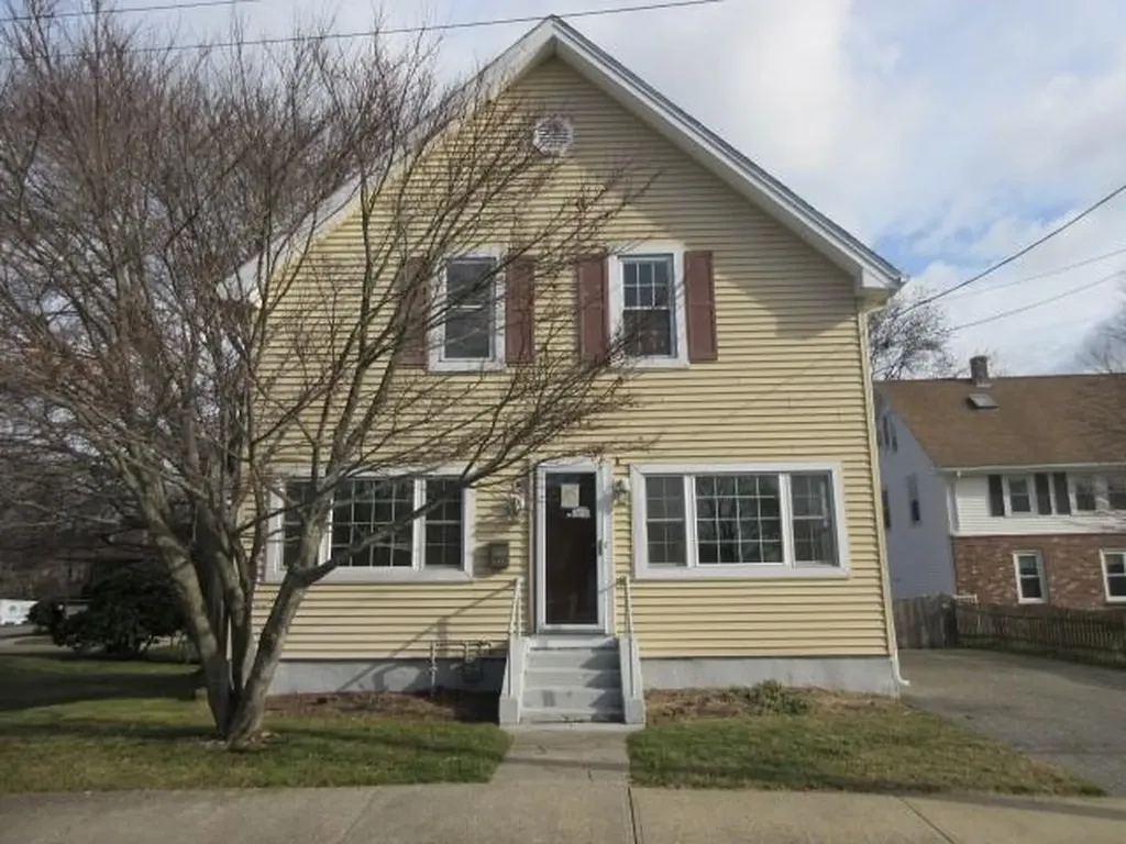 166 Knight Street Woonsocket RI 02895