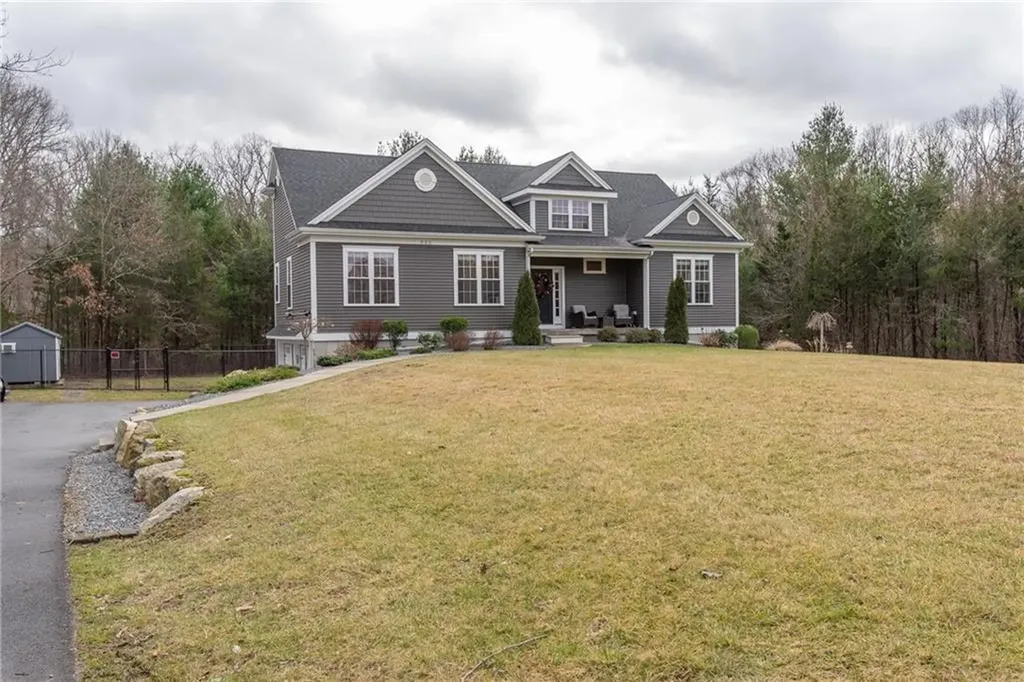 933 Pleasant Street Attleboro MA 02703