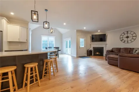 933 Pleasant Street Attleboro MA 02703