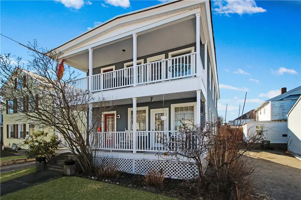84 Pleasant Street Westerly RI 02891