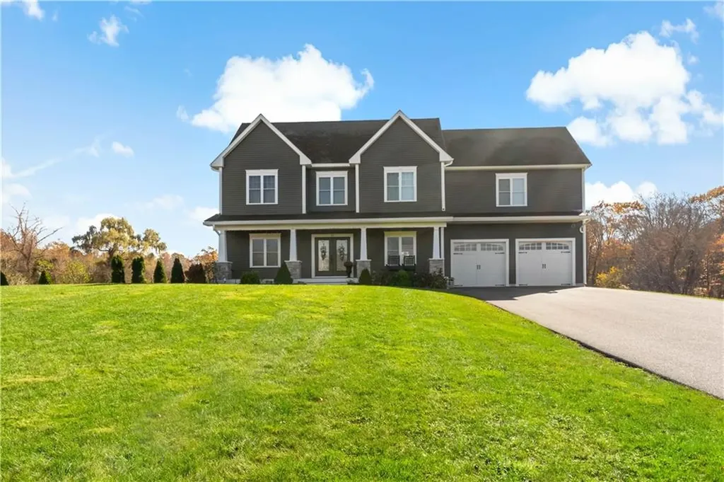 171 Greenwood Avenue Seekonk MA 02771