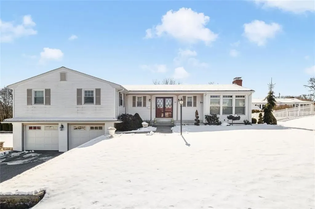 29 Pinewood Drive North Providence RI 02904