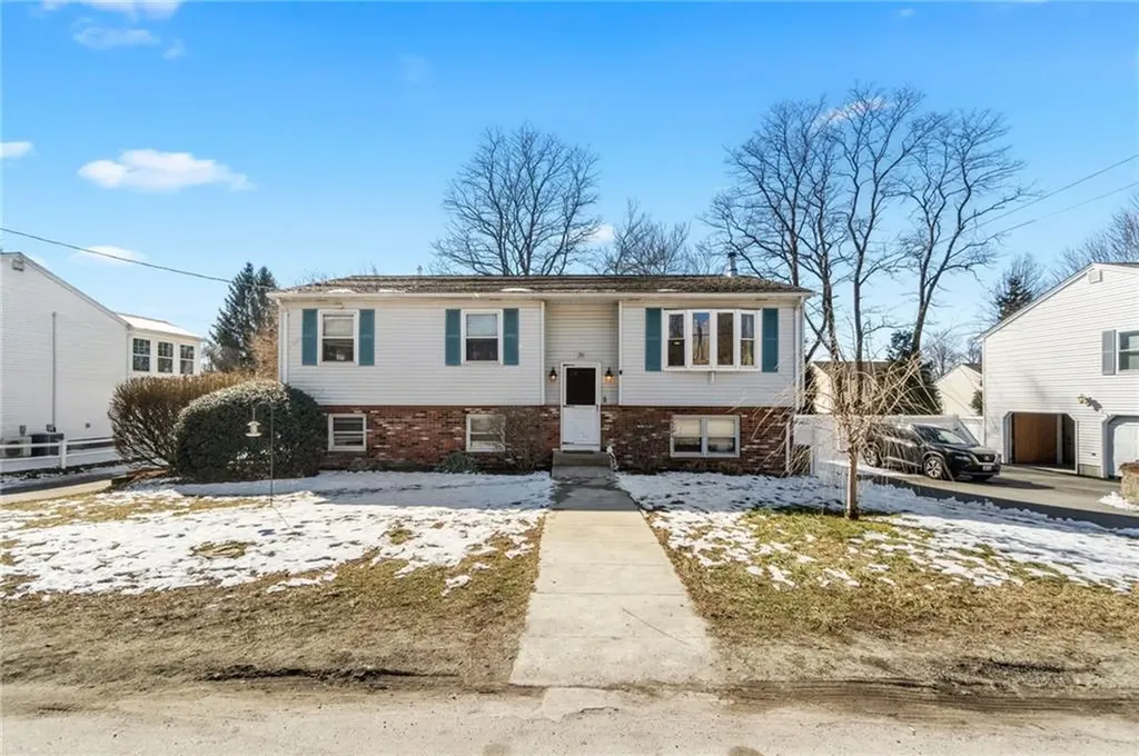 35 Branch Avenue Cumberland RI 02864