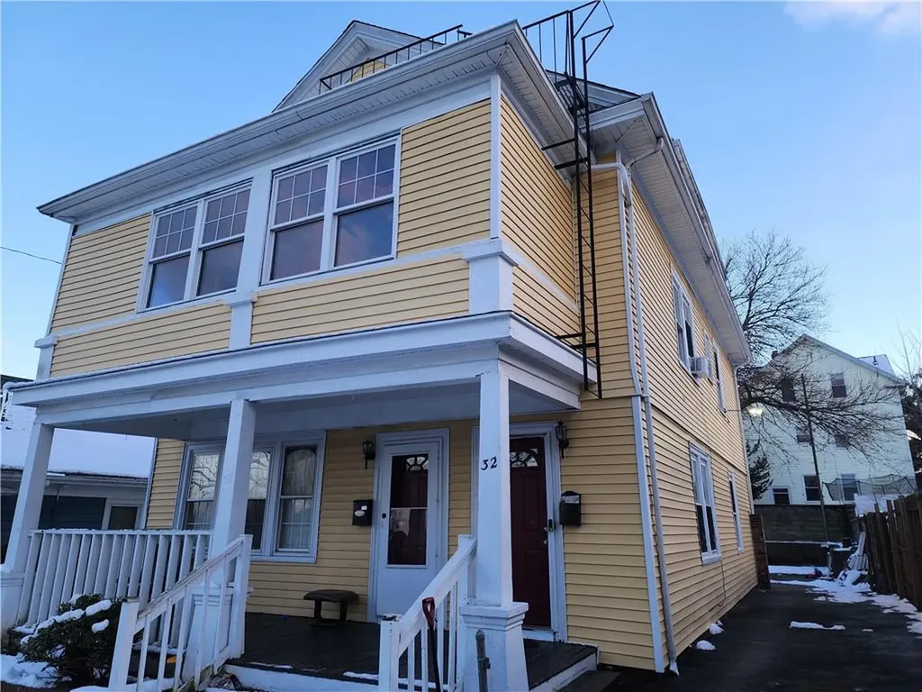32 Cambridge Street Providence RI 02908