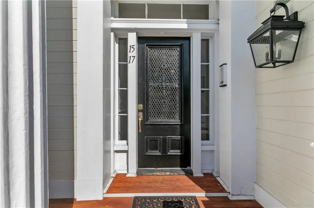 15 John Street Bristol RI 02809