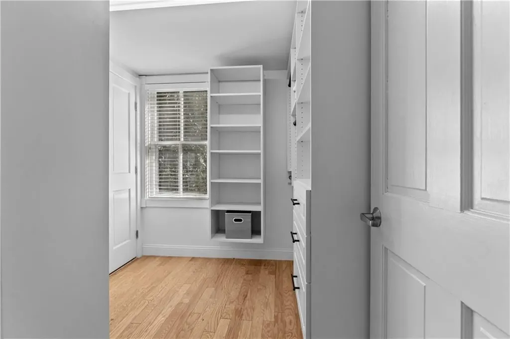 15 John Street Bristol RI 02809