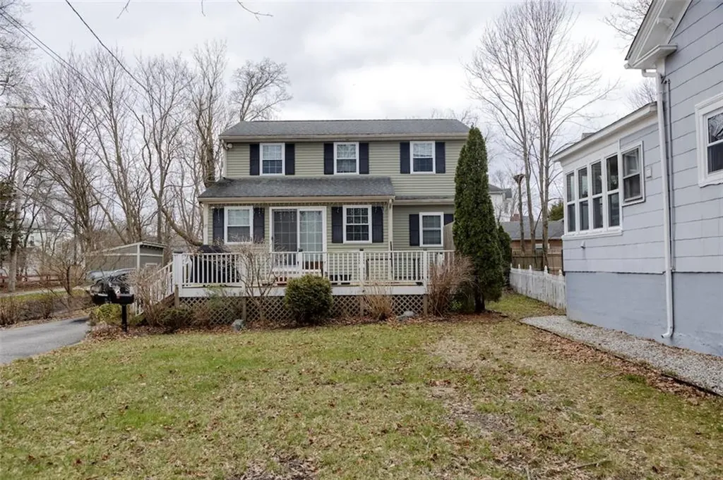 35 Hope Street Warren RI 02885