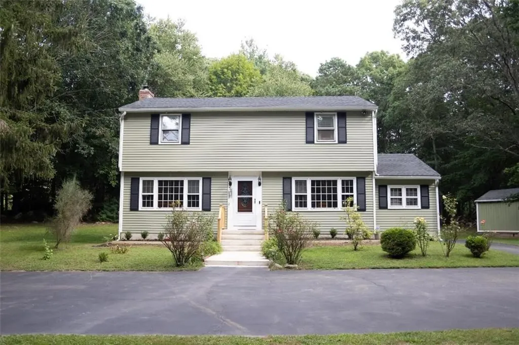5 Hesspar Drive Westerly RI 02891