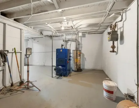 70 Brewster Street Pawtucket RI 02860