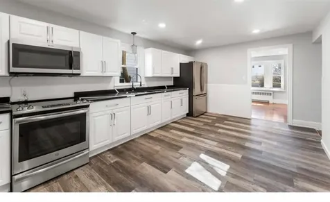 70 Brewster Street Pawtucket RI 02860