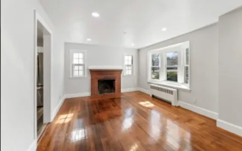 70 Brewster Street Pawtucket RI 02860