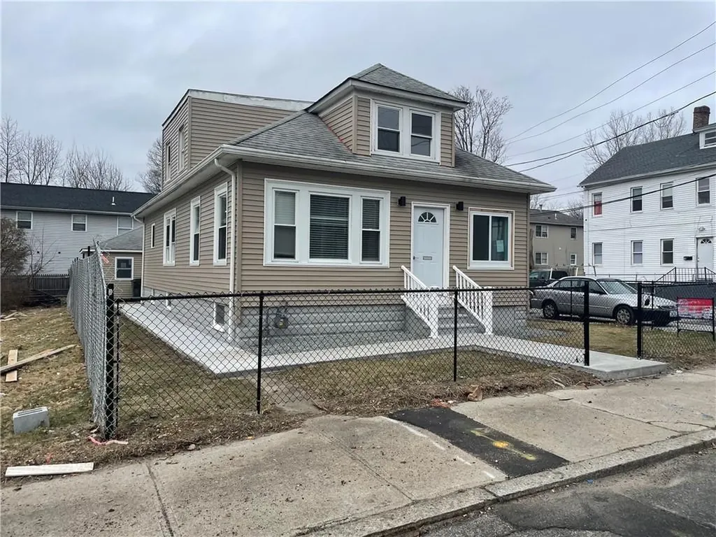26 Herschel Street Providence RI 02909