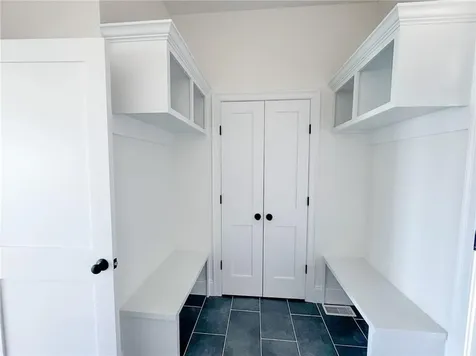 213 Morrison Avenue Middletown RI 02842