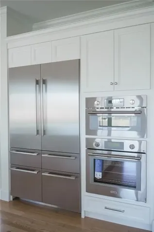 213 Morrison Avenue Middletown RI 02842