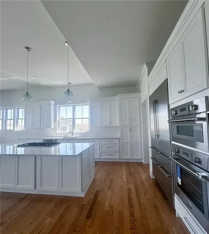 213 Morrison Avenue Middletown RI 02842