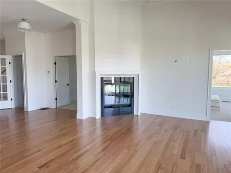 213 Morrison Avenue Middletown RI 02842