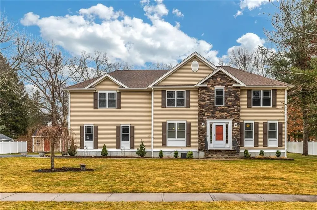 25 Timber Trail Coventry RI 02816
