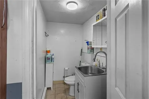 579 Weeden Street Pawtucket RI 02860
