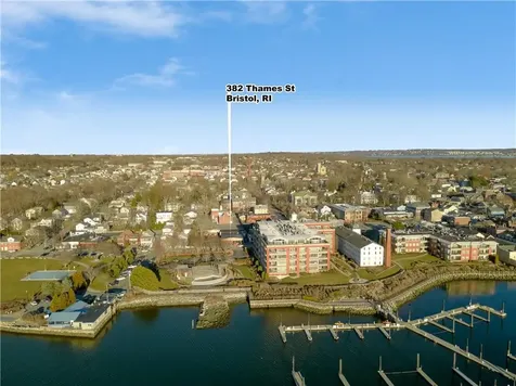 382 Thames Street Bristol RI 02809