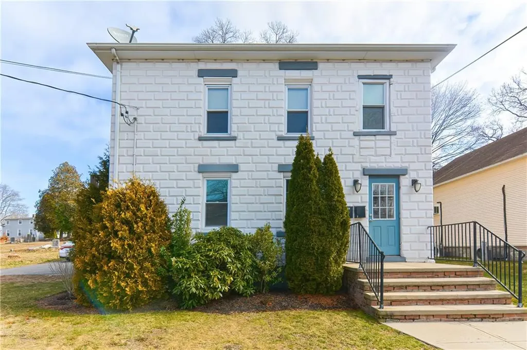 1518 Main Street West Warwick RI 02893