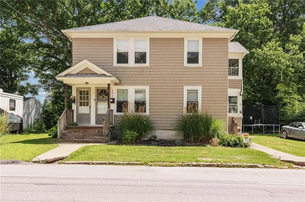 141 Read Avenue Coventry RI 02816