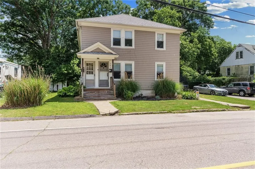 141 Read Avenue Coventry RI 02816
