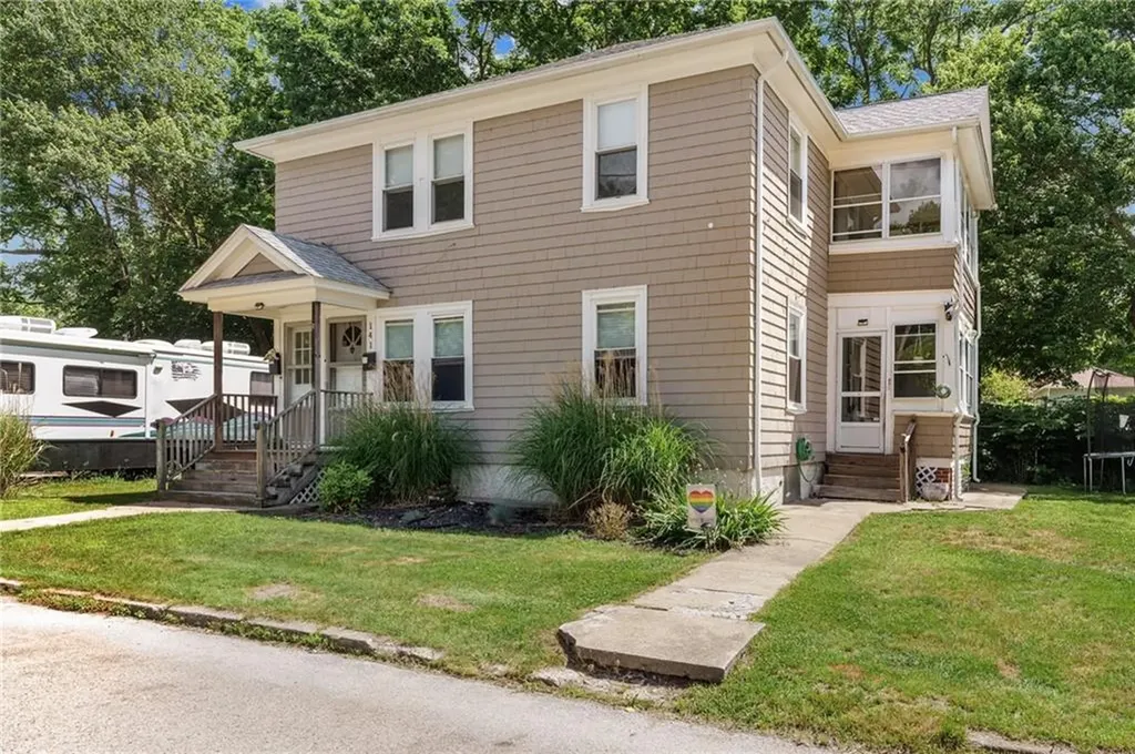 141 Read Avenue Coventry RI 02816