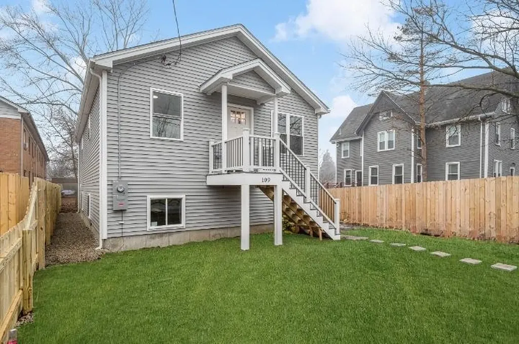 109 Stamford Avenue Providence RI 02907