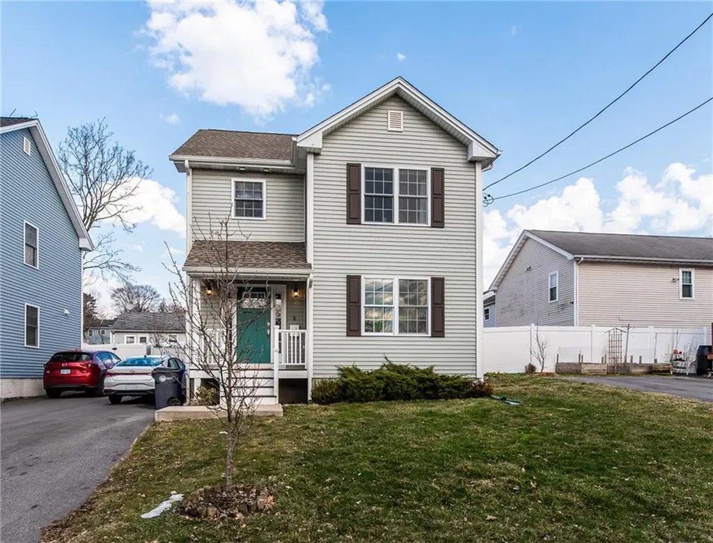 2 Mccann Place Providence RI 02906