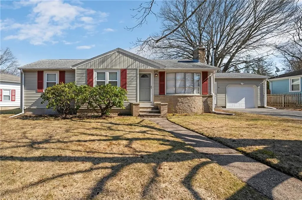 94 Crane Street Warwick RI 02889