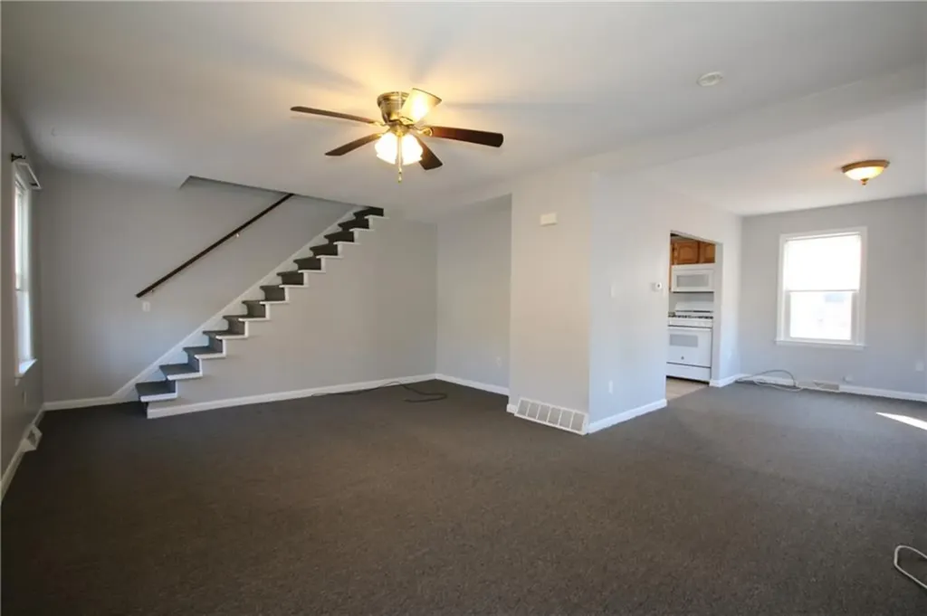 697 Oakland Beach Avenue Warwick RI 02889