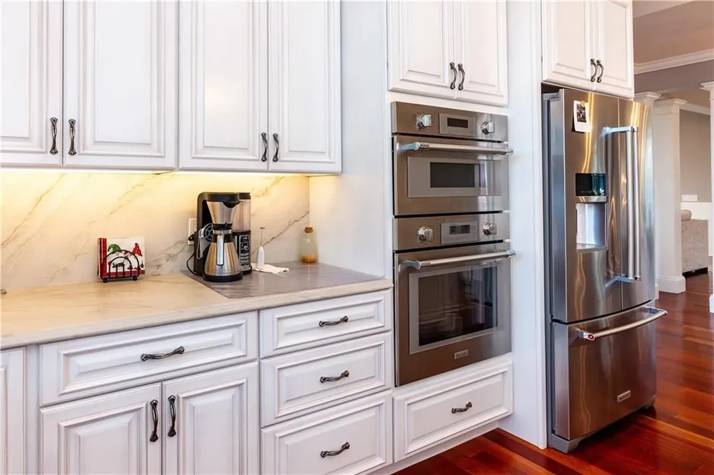 1007 Warwick Neck Avenue Warwick RI 02889