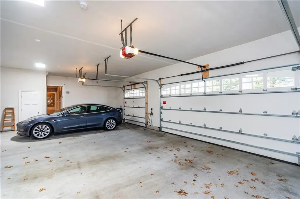 1007 Warwick Neck Avenue Warwick RI 02889