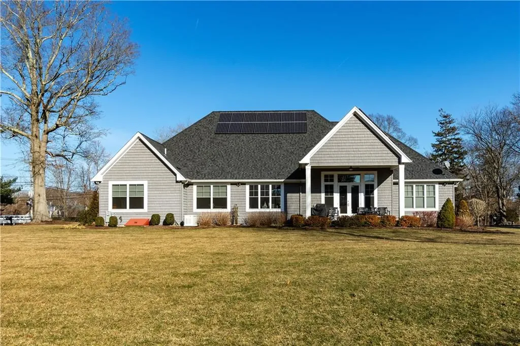1007 Warwick Neck Avenue Warwick RI 02889